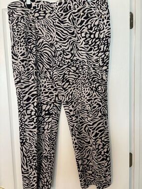 Anne Klein Black and Cream Animal Print Straight Leg Pants